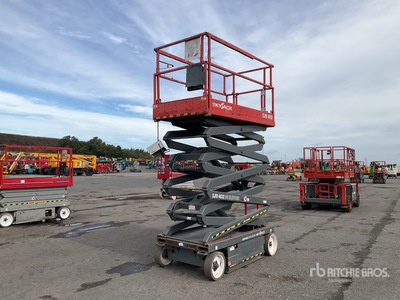 2013 Skyjack SJIII 4632 Electric منصة رفع متحركة