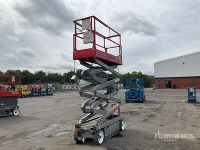 2012 Skyjack SJ 3226 Electric منصة رفع متحركة