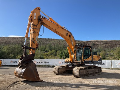 2015 Hyundai Robex 380LC-9A Excavatrice sur chenilles