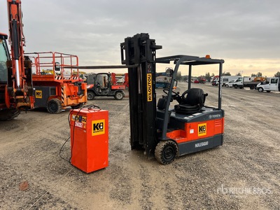 2007 Toyota 7FBEF18 1800 kg Electric Forklift