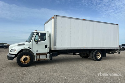 2018 Freightliner M2 106 4x2 Moving Van Truck