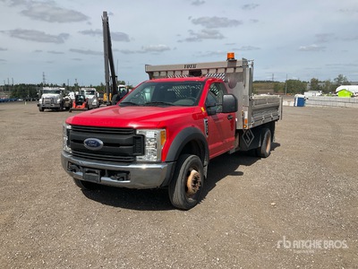 2017 Ford F-550 XL 4x4 Kipper-Lkw