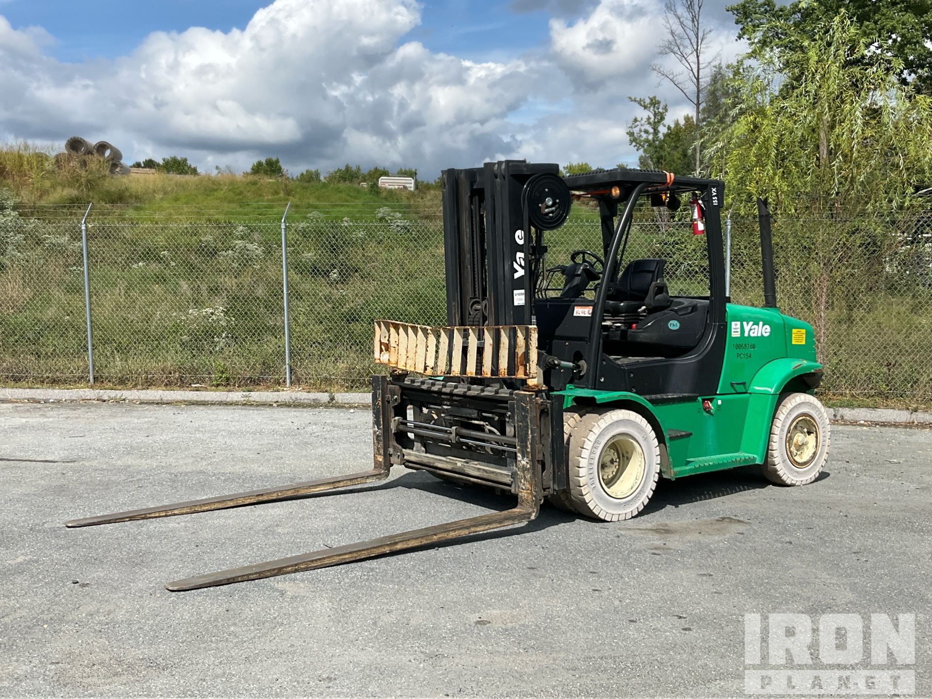 2018 YALE GLP155VXNEBE102 Forklift
