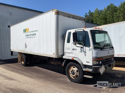 2002 Mitsubishi FM617 4x2 Furgoneta caja cerrada