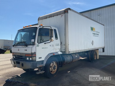 2002 Mitsubishi FM 617 4x2 Camion fourgon