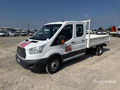 2018 Ford Transit Crew Cab Flatbed Truck