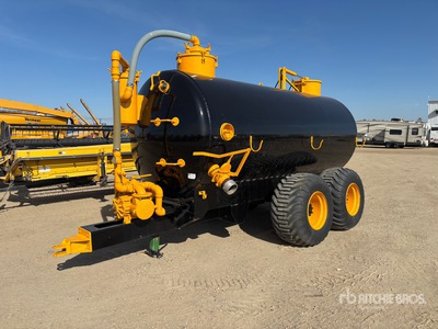 GT Manufacturing T/A Liquid T/A Tow Behind. Liquid Manure Spreader