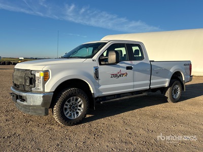 2017 Ford F-250 XL 4x4 Extended Cab Pick-up
