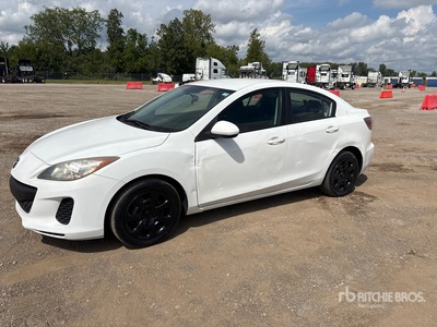 2013 Mazda 3 Automobile
