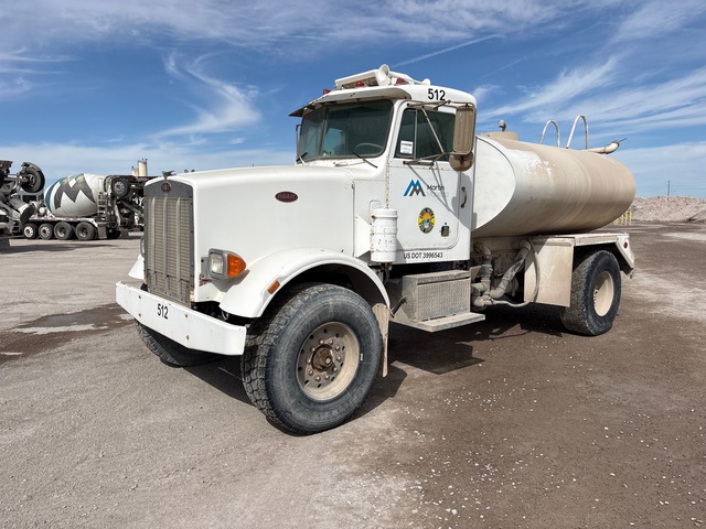 1975 Peterbilt 348 2000 gal 4x2 Water Truck