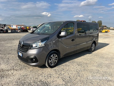 2017 Renault Trafic 9 Van osobowy