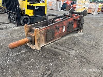 NPK E220 Concasseur hydraulique