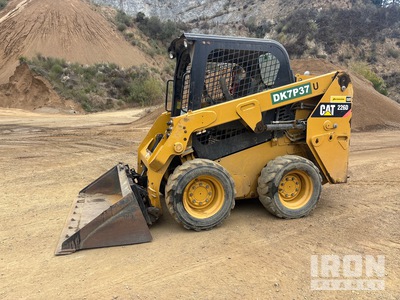 Cat 226D Skid Steer Loader