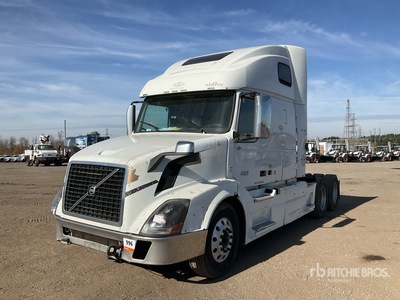2015 Volvo VNL 6x4 Cabeza Tractora Cabina Dormitorio