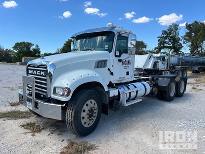 2013 Mack CH613 6x4 T/A Day Cab Truck Tractor
