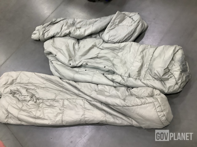 (94) Sleeping Bags
