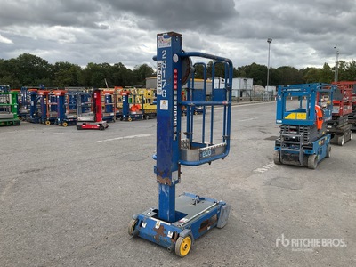 2015 Peco Scissor Lift