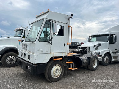 2014 Kalmar 4x2 Camión remolcador de plataforma
