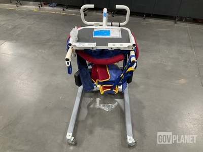 Lumex LF2090 Sit to Stand Lift