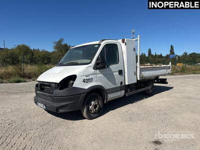 2014 Iveco 35C11 4x2 Camion Benne Camion à benne basculante (Inoperable)