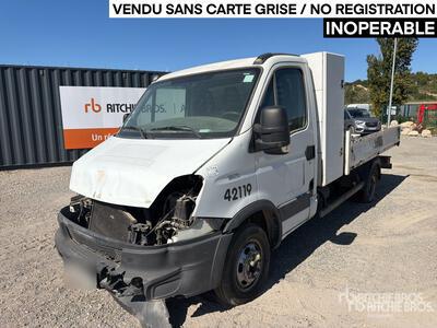 2014 Iveco 35C11 4x2 Camion Benne Camión volquete (Inoperable)
