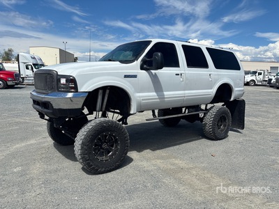 2000 Ford Excursion 4WD SUV