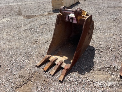 C & P 24 in Q/C Backhoe Loader Bucket - Fits John Deere 710