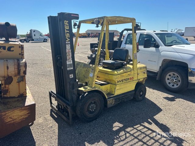 2004 Hyster H50XM 4750 lb Cushion Tire Forklift (Inoperable)