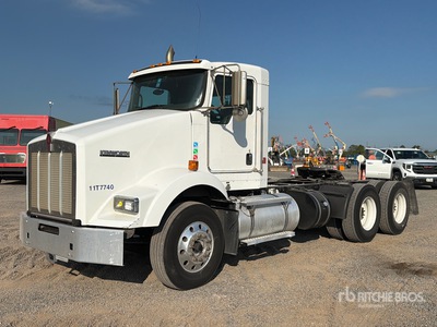 2012 Kenworth T800 6x4 T/A Day Cab Truck Tractor