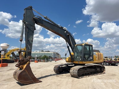 2012 John Deere 210GLC Excavadora de Cadenas