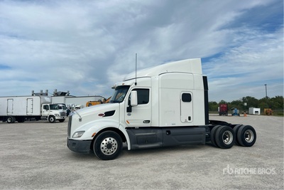 2019 Peterbilt 579 6x4 T/A Sleeper Truck Tractor