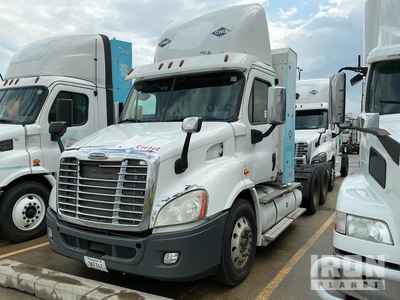 2015 Freightliner Cascadia CNG 6x4 Cascadia 3-Achs Sattelzugmaschine