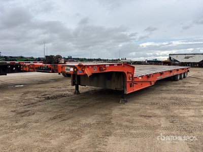 2015 Landoll 53 ft Tri/A Sliding Axle Trailer