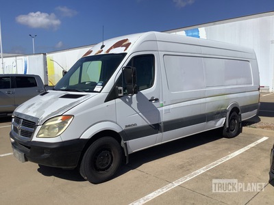 2009 Dodge Sprinter 4x2 Fourgon cargo (Inoperable)