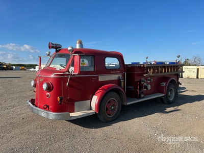 1949 American LaFrance 4x2 Camion à incendie (Inoperable)