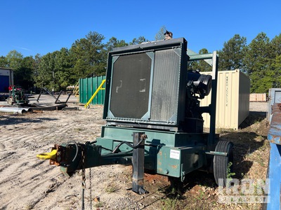 2013 (unverified) Pioneer PP86C21L716135 Trailer-Mounted Pompa per acqua (Inoperable)