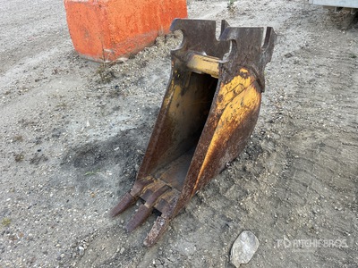 12 in Digging Frost ローダーバックホー用バケット - Fits John Deere 410