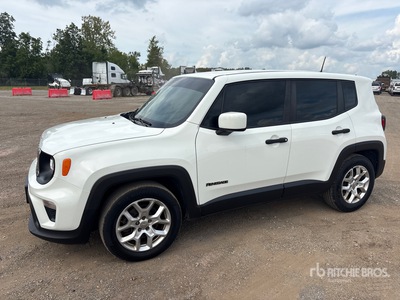2020 Jeep Renegade 2WD を見 SUV