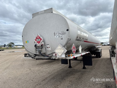 1992 Fruehauf MC306 9500 gal T/A Tanker Trailer