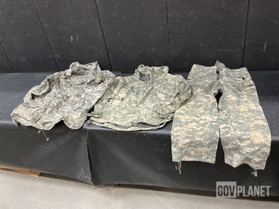 (34) Jackets, (39)Trousers, (12) Parkas & Assorted Items
