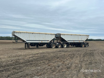2000 Advance 28 ft Tri/A Super B-Train Lead Grain Trailer