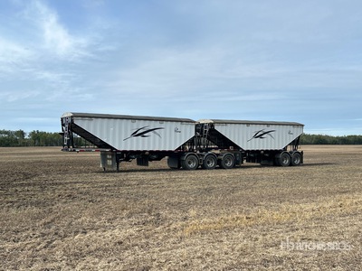 2009 Lode King Tri/A Super B-Train Lead Grain Trailer