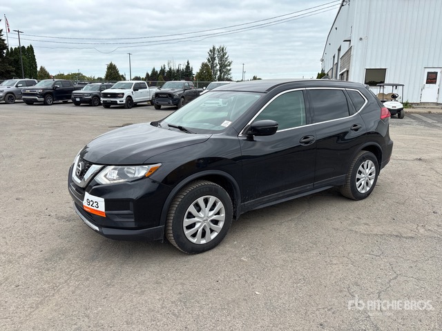 2017 Nissan