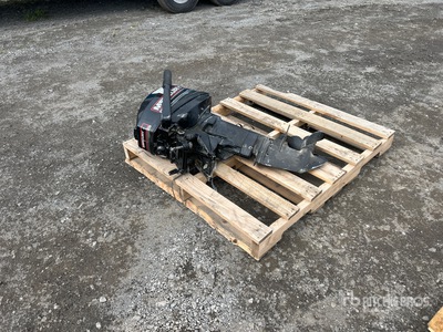 Mercury 9.9 hp, 2 Stroke Boot Motor