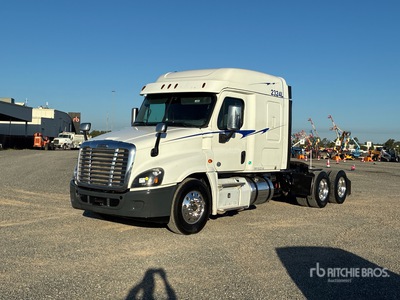 2017 Freightliner Cascadia 125 6x4 T/A Slaapcabine Trekker