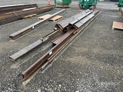 Quantity of 5 in 10 ft Bundle of misc Steel pieces Tubing