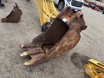 Esco 25 in Digging Excavator Bucket