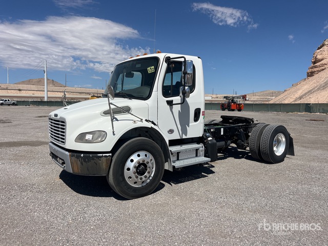 2020 Freightliner M2 106 4x2 S/A Day Cab Truck Tractor