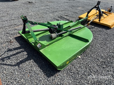 John Deere 3-Point Hitch 6 ft Broyeur a Lame