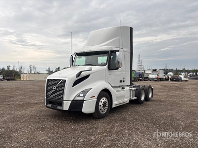 2020 Volvo VNL 6x4 Cabeza Tractora Cabina Corta